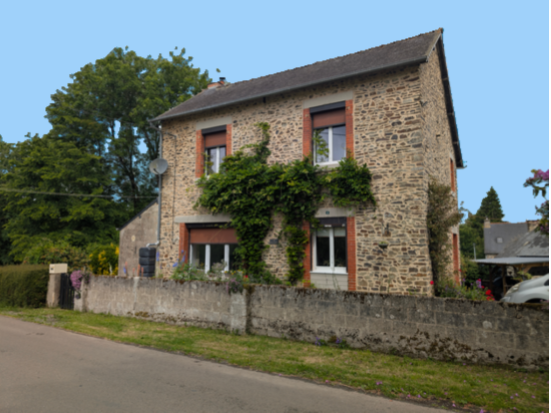 Maison 5 Pièces + Dépendances 22340 Locarn